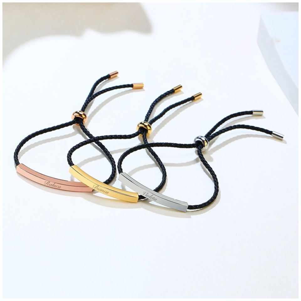 гравирана гривна за ръка с черен шнур подарък