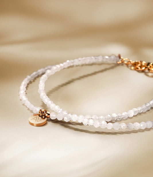 Двойна гривна с бял лунен камък подарък