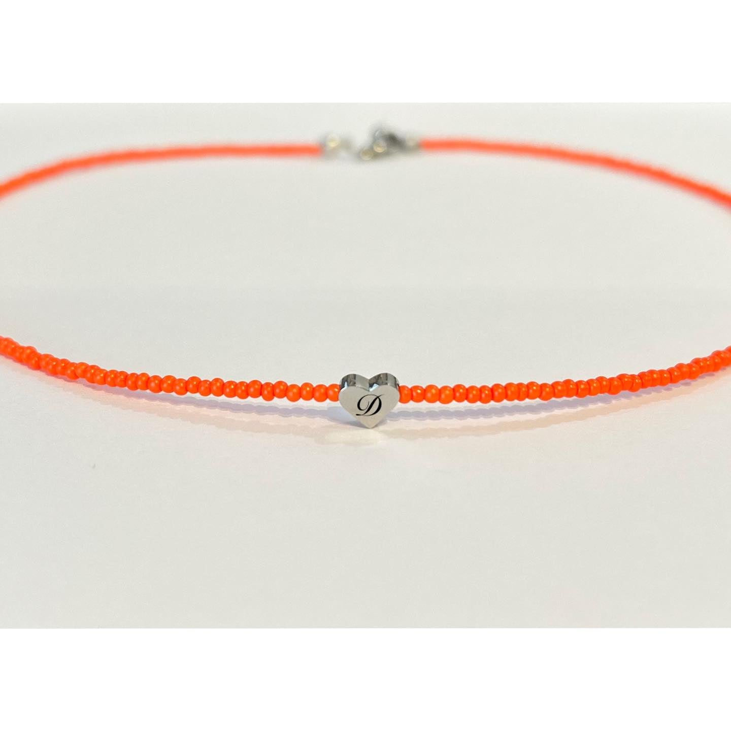 Колие по врата със сърце и мъниста Миюки с буква подарък