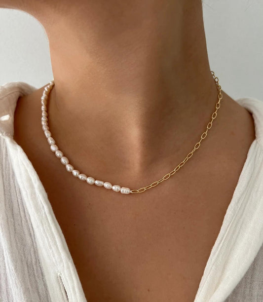 Колие с естествени речни перли и верижка Paperclip