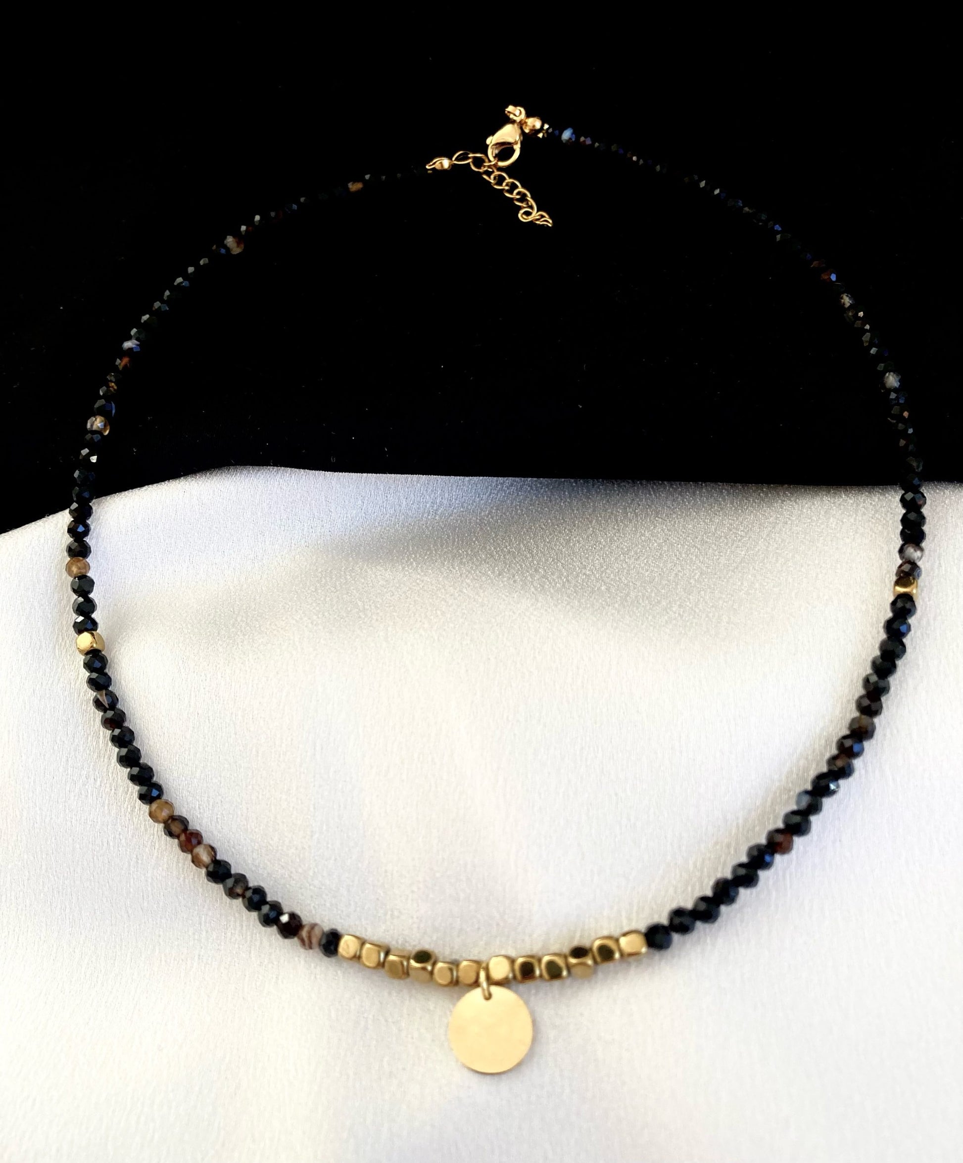 колие от ахат и хематит подарък