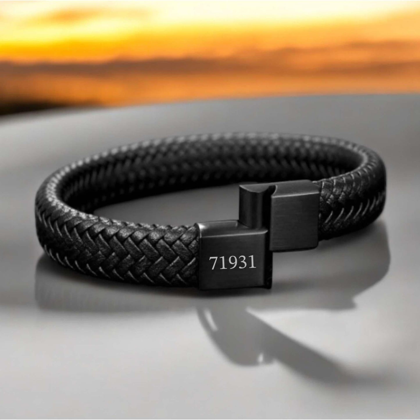 мъжка гривна с число на Грабовой  подарък